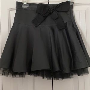 Black skirt with ruffles